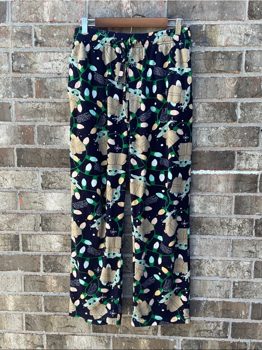 Take 50% OFF- Star Wars Pajama Pants, Size-M - Picture 2 of 10